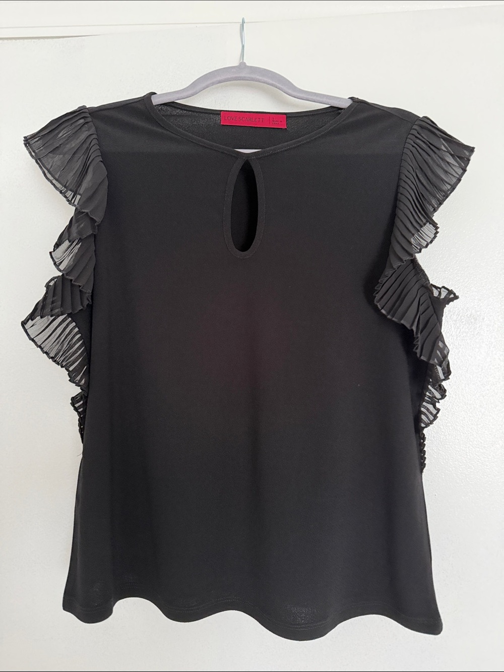 Pleated Ruffle Sleeve Keyhole Blouse - Black